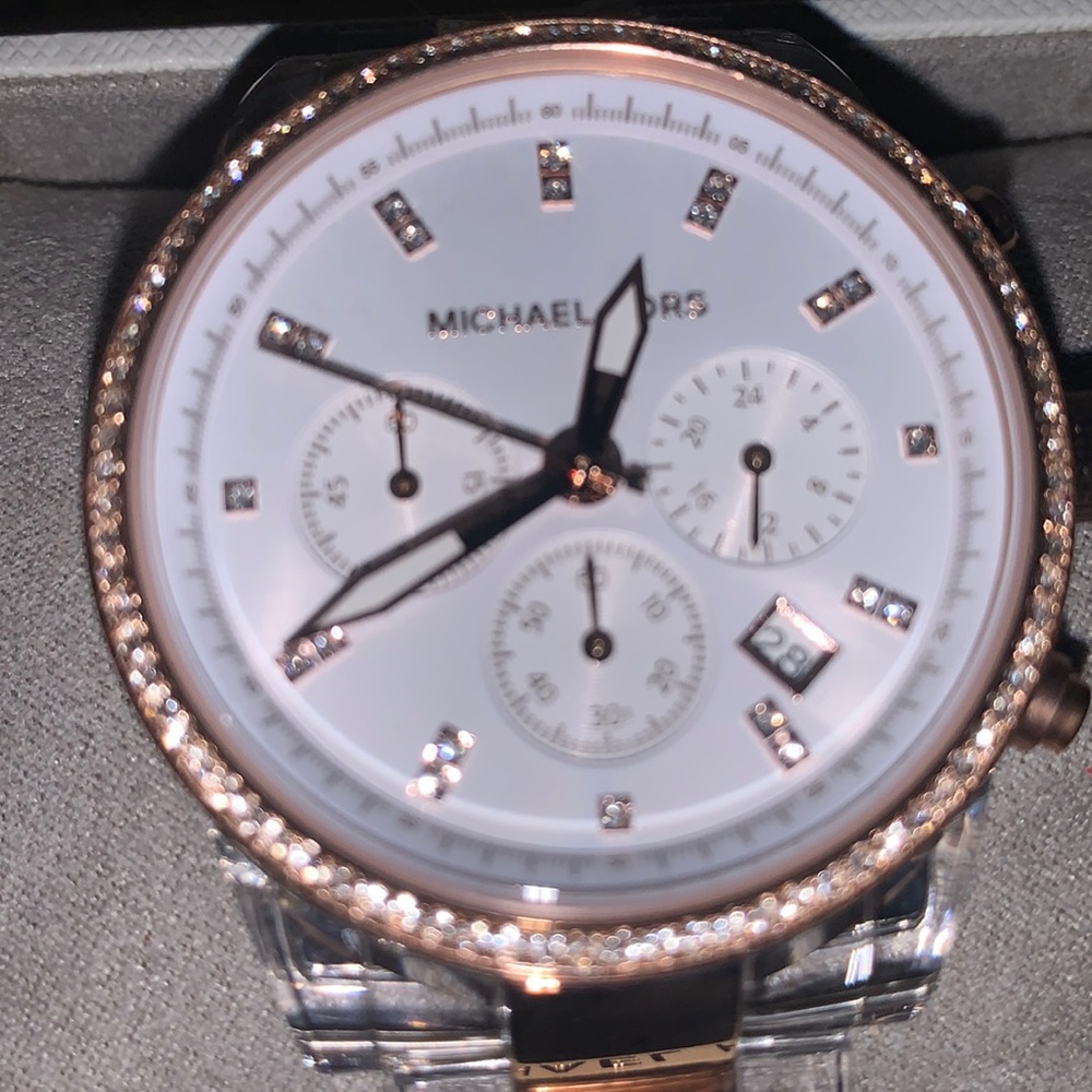 New MICHAEL KORS MK6347 ROSE GOLD TONE CHRONOGRAPH Watch New in original box - Picture 3 of 7